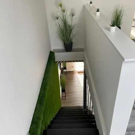 Csaladi Feszek Apartment *