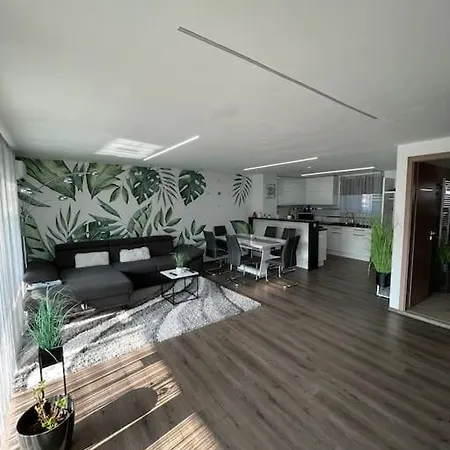 Apartamento Csaladi Feszek