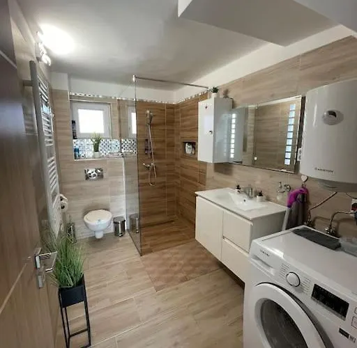 Csaladi Feszek * Gárdony